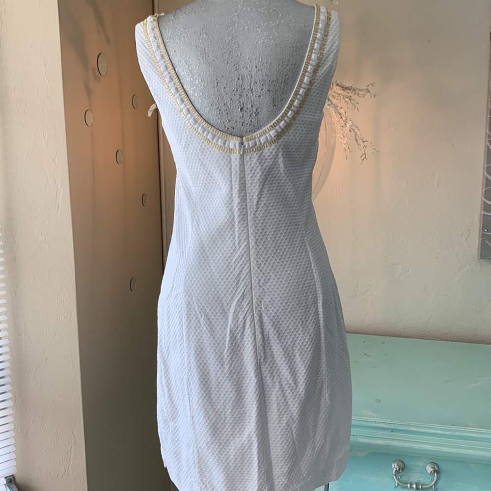 Lilly Pulitzer White cotton white gold and white embellishments size 8 - Picture 7 of 11